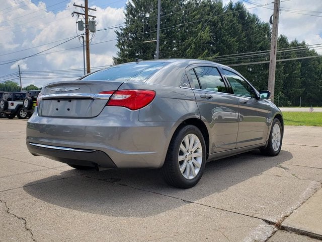 2013 Chrysler 200 Touring