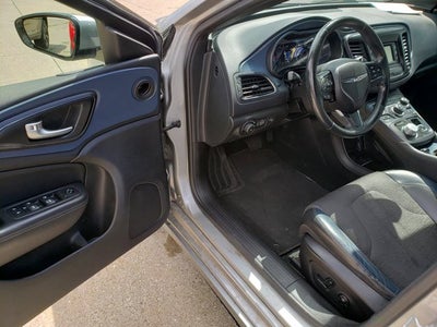 2015 Chrysler 200 S