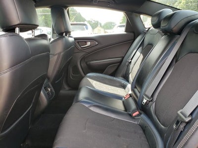 2015 Chrysler 200 S