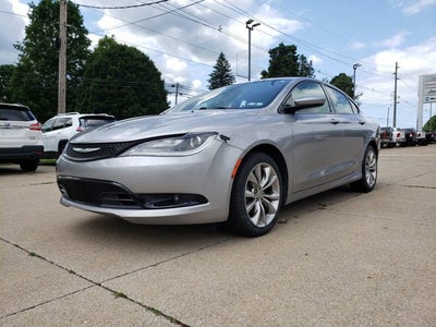 2015 Chrysler 200 S