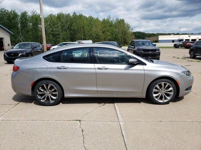 2015 Chrysler 200 S