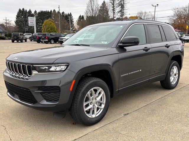 2025 Jeep Grand Cherokee GRAND CHEROKEE LAREDO X 4X4