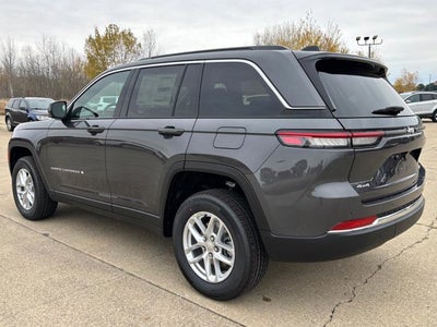 2025 Jeep Grand Cherokee GRAND CHEROKEE LAREDO X 4X4