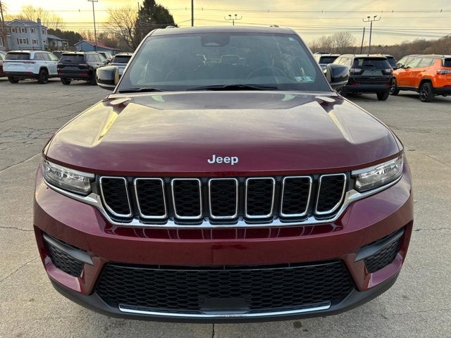 2025 Jeep Grand Cherokee GRAND CHEROKEE LAREDO X 4X4