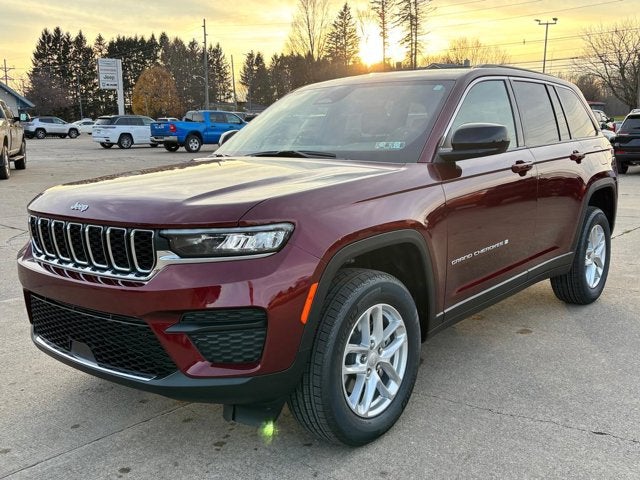 2025 Jeep Grand Cherokee GRAND CHEROKEE LAREDO X 4X4