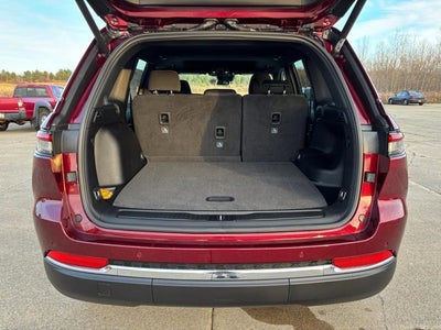 2025 Jeep Grand Cherokee GRAND CHEROKEE LAREDO X 4X4