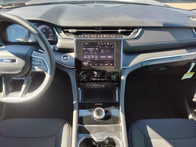 2026 Jeep Grand Cherokee GRAND CHEROKEE LAREDO X 4X4
