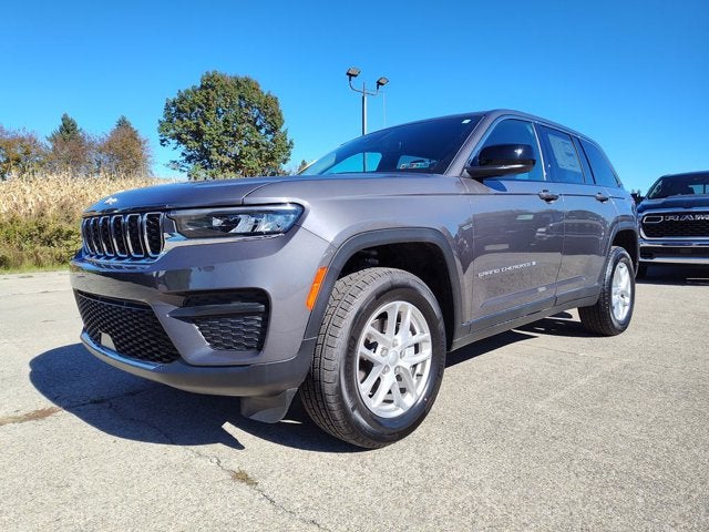 2026 Jeep Grand Cherokee GRAND CHEROKEE LAREDO X 4X4