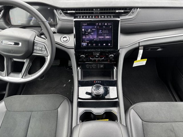 2025 Jeep Grand Cherokee Altitude X 4x4