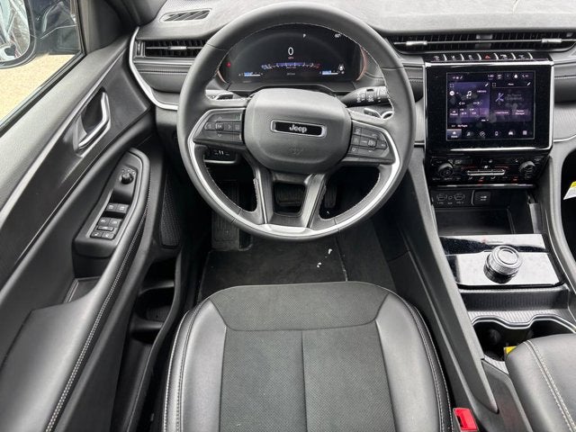 2025 Jeep Grand Cherokee Altitude X 4x4