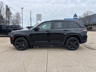 2025 Jeep Grand Cherokee Altitude X 4x4