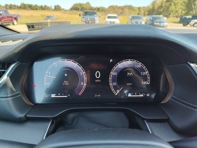 2027 Jeep Grand Cherokee GRAND CHEROKEE LAREDO X 4X4