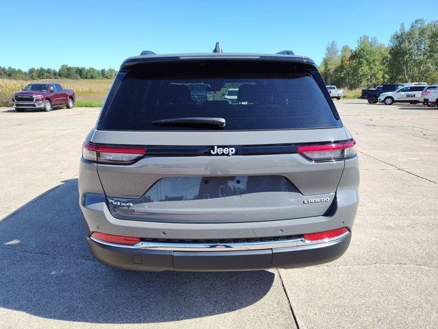2027 Jeep Grand Cherokee GRAND CHEROKEE LAREDO X 4X4