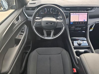 2027 Jeep Grand Cherokee GRAND CHEROKEE LAREDO X 4X4