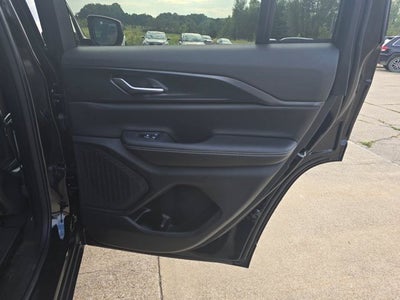 2027 Jeep Grand Cherokee GRAND CHEROKEE LAREDO X 4X4