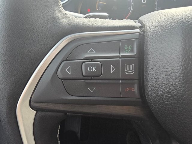 2027 Jeep Grand Cherokee GRAND CHEROKEE LAREDO X 4X4
