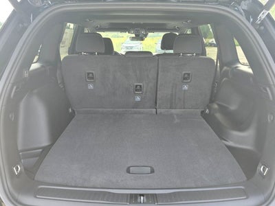 2027 Jeep Grand Cherokee GRAND CHEROKEE LAREDO X 4X4