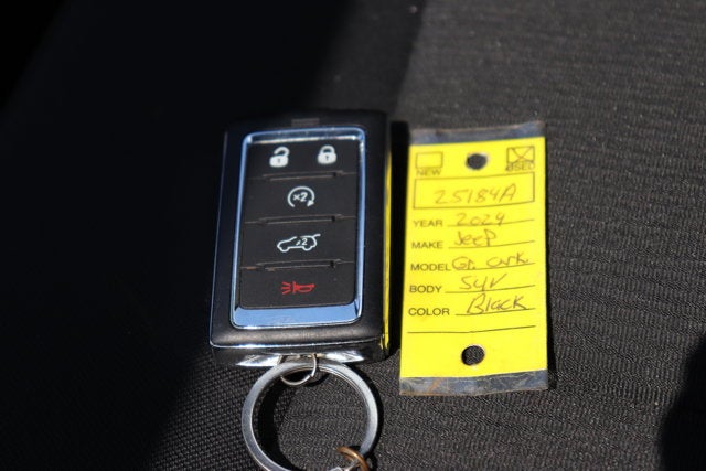 2024 Jeep Grand Cherokee Laredo X 4x4