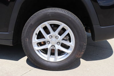 2024 Jeep Grand Cherokee Laredo X 4x4