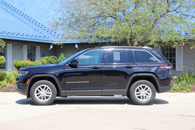 2024 Jeep Grand Cherokee Laredo X 4x4