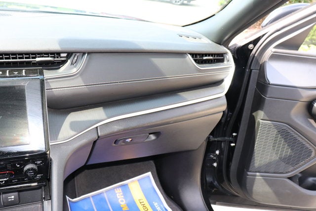 2024 Jeep Grand Cherokee Laredo X 4x4