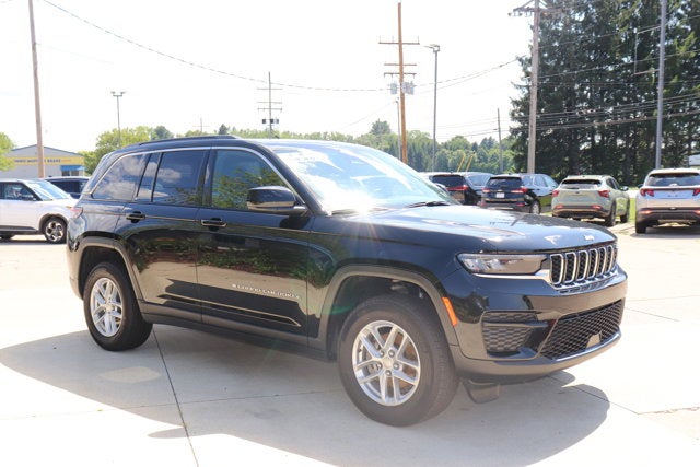 2024 Jeep Grand Cherokee Laredo X 4x4