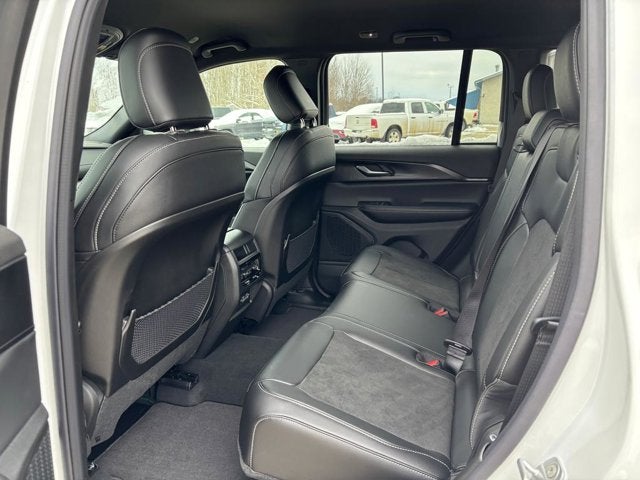 2025 Jeep Grand Cherokee GRAND CHEROKEE ALTITUDE 4X4