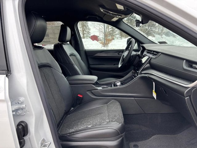 2025 Jeep Grand Cherokee GRAND CHEROKEE ALTITUDE 4X4