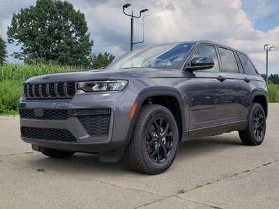 2026 Jeep Grand Cherokee GRAND CHEROKEE LAREDO ALTITUDE 4X4
