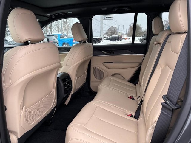 2025 Jeep Grand Cherokee Limited