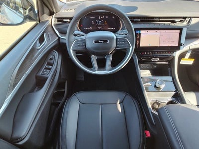 2027 Jeep Grand Cherokee GRAND CHEROKEE LIMITED 4X4