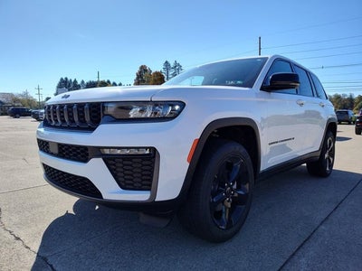 2027 Jeep Grand Cherokee GRAND CHEROKEE LIMITED 4X4
