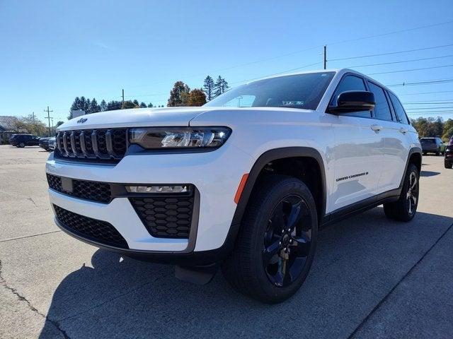 2027 Jeep Grand Cherokee GRAND CHEROKEE LIMITED 4X4