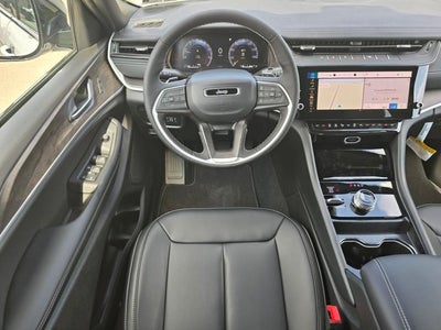2027 Jeep Grand Cherokee GRAND CHEROKEE LIMITED 4X4