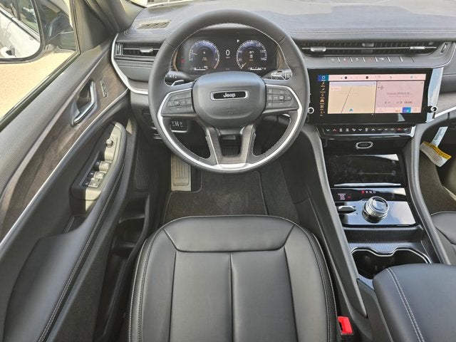 2027 Jeep Grand Cherokee GRAND CHEROKEE LIMITED 4X4