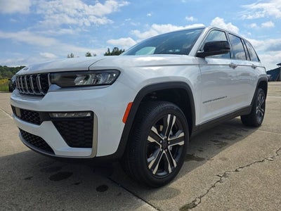 2027 Jeep Grand Cherokee GRAND CHEROKEE LIMITED 4X4