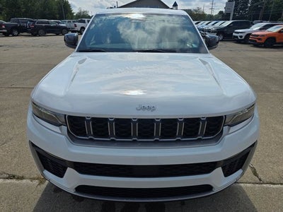 2027 Jeep Grand Cherokee GRAND CHEROKEE LIMITED 4X4