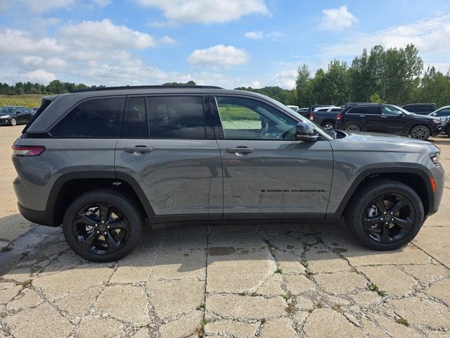 2027 Jeep Grand Cherokee GRAND CHEROKEE LIMITED 4X4