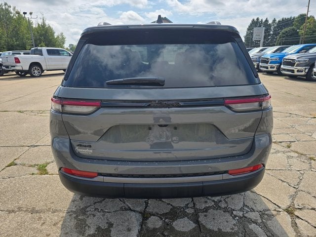 2027 Jeep Grand Cherokee GRAND CHEROKEE LIMITED 4X4