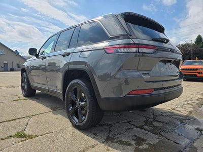 2027 Jeep Grand Cherokee GRAND CHEROKEE LIMITED 4X4