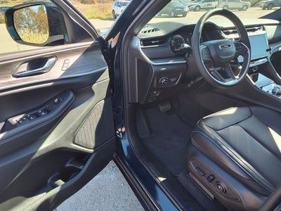 2027 Jeep Grand Cherokee GRAND CHEROKEE LIMITED 4X4