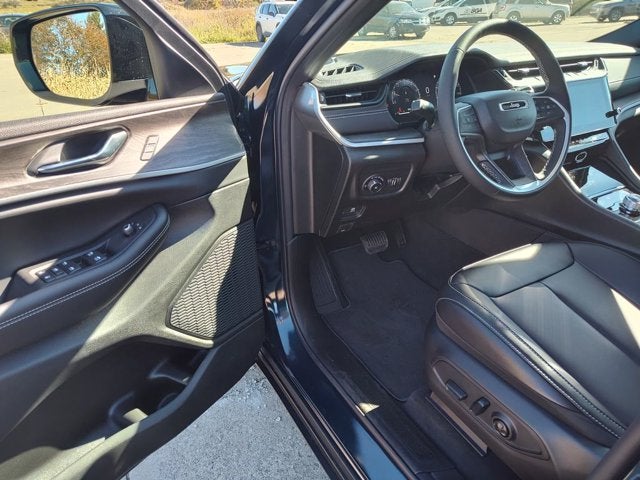 2027 Jeep Grand Cherokee GRAND CHEROKEE LIMITED 4X4