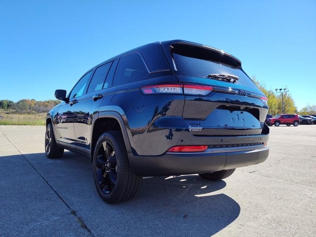2027 Jeep Grand Cherokee GRAND CHEROKEE LIMITED 4X4