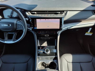2027 Jeep Grand Cherokee GRAND CHEROKEE LIMITED 4X4
