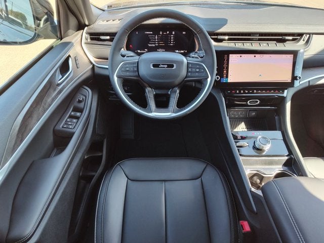 2027 Jeep Grand Cherokee GRAND CHEROKEE LIMITED 4X4