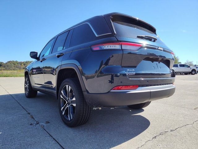 2027 Jeep Grand Cherokee GRAND CHEROKEE LIMITED 4X4
