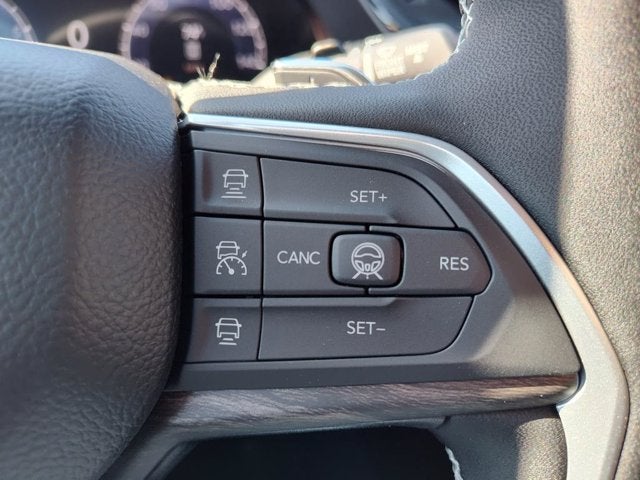 2027 Jeep Grand Cherokee GRAND CHEROKEE LIMITED RESERVE 4X4