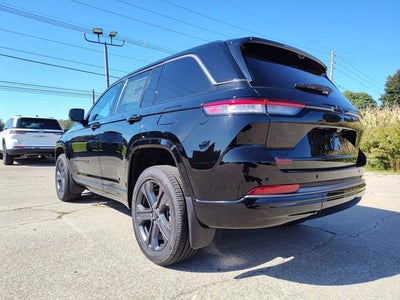 2027 Jeep Grand Cherokee GRAND CHEROKEE LIMITED RESERVE 4X4