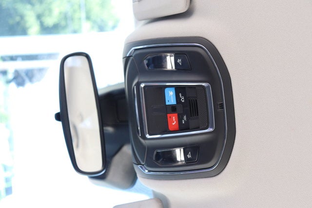 2023 Jeep Grand Cherokee L Laredo 4x4