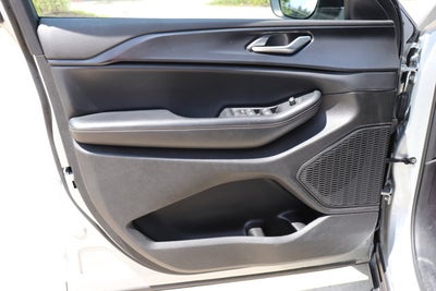 2023 Jeep Grand Cherokee L Laredo 4x4